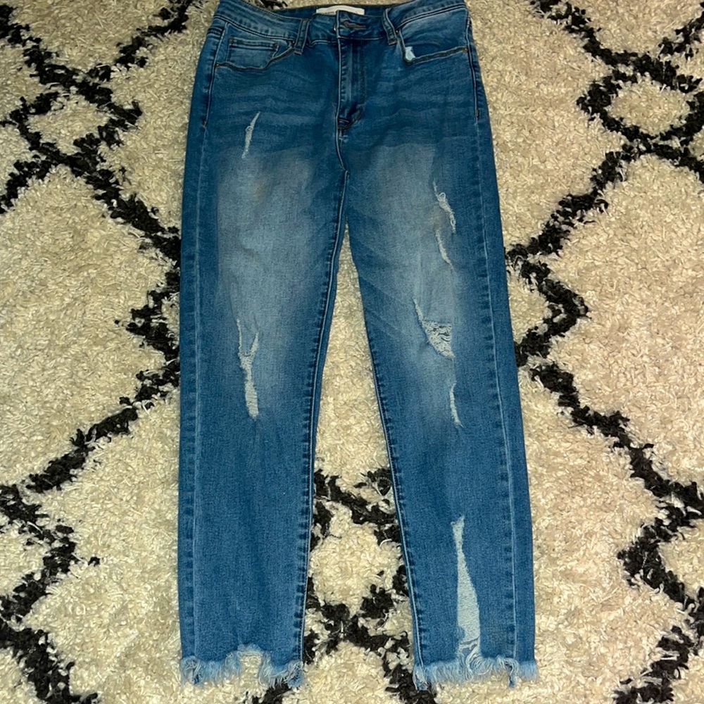 Nice Skinny Jeans with light rips